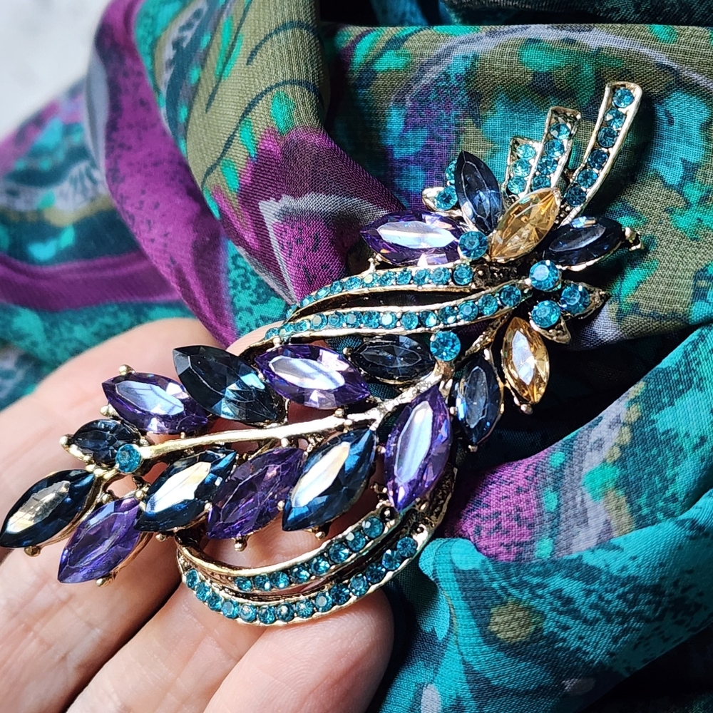 Designer Blue Purple Violet Scarf Silk/Viscose Bow Jabot Paisley Big Brooch - Picture 6 of 17